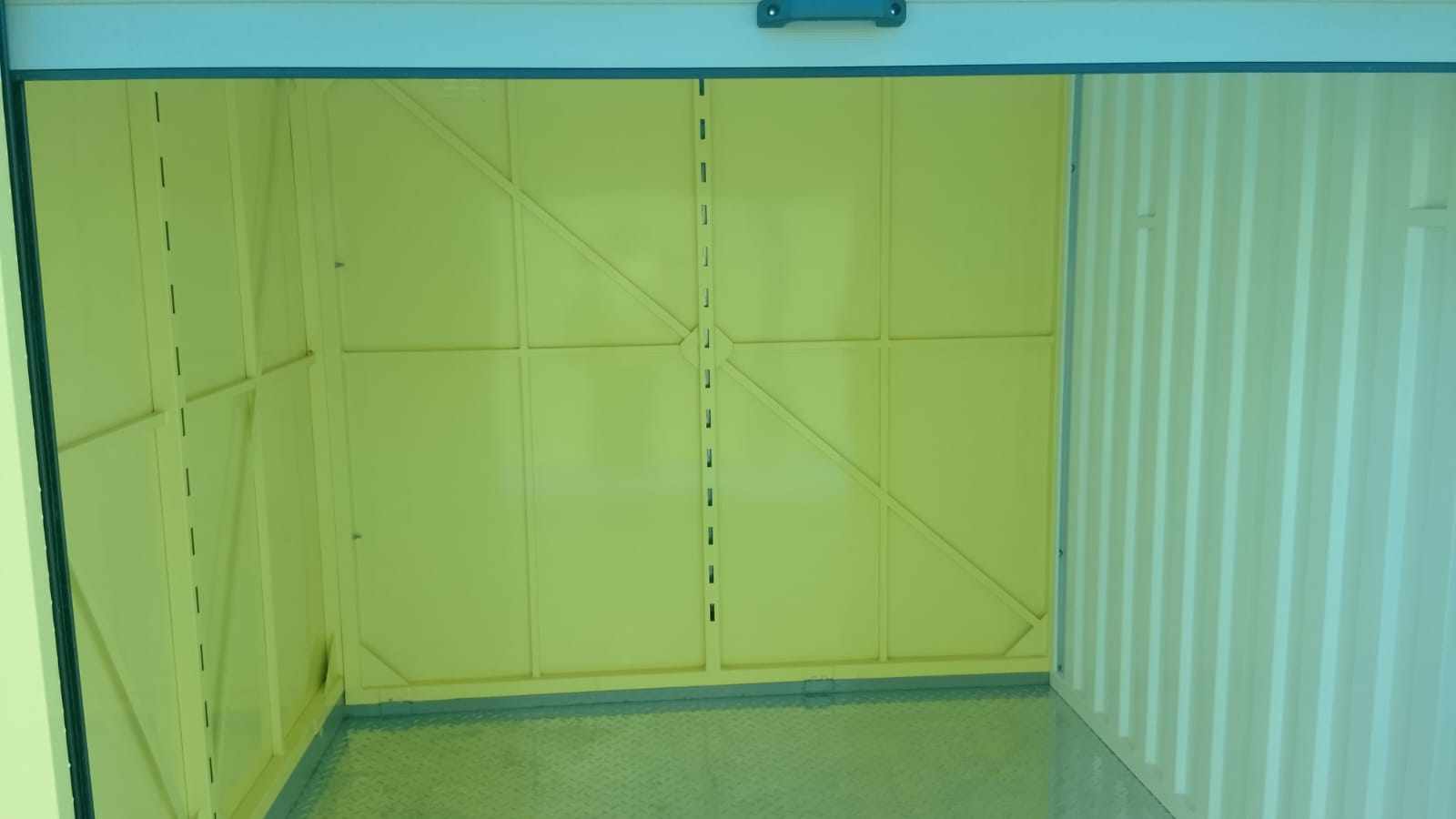 Mediana 6 m² · Abierta